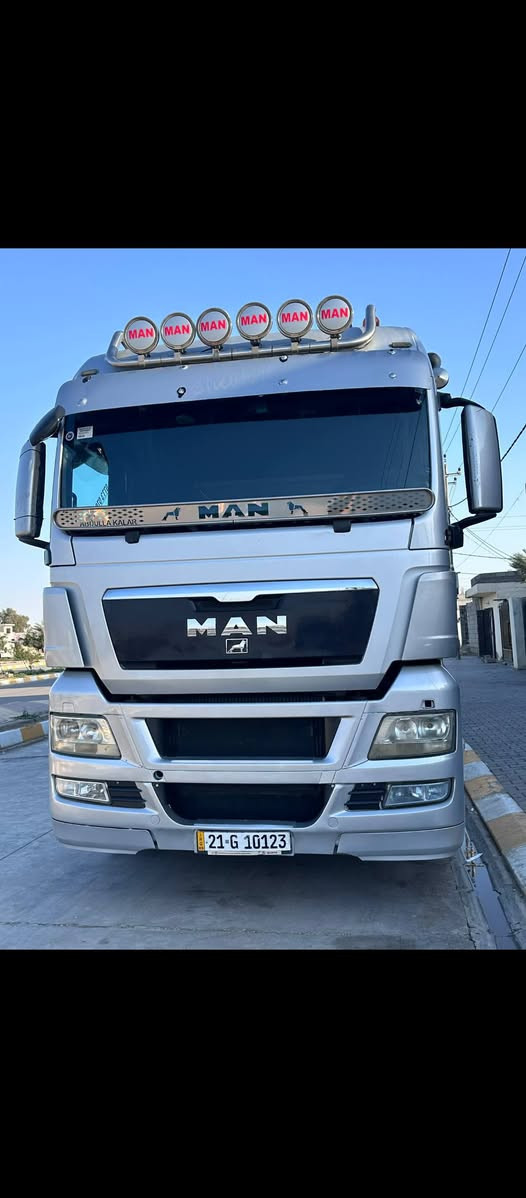 مان برفان للبيع موديل 2011 
مكينة 440 تاك سوبر بلاد روتايدر ثلاجة 
‏‪عربانة كوجل سيارة موجود ديالى ناحية سعديه ‏‪077-288-42610‬‏
