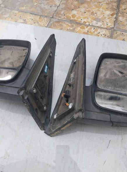 السلام عليكم ...                        
 زوج مرايات جانبية كيا بنكو اصلية مال حاوية. 
للاستفسار :- بغداد/كراج الخالدي  ساحة الطيران / الشارع العريض 
ابو علي / ***********
