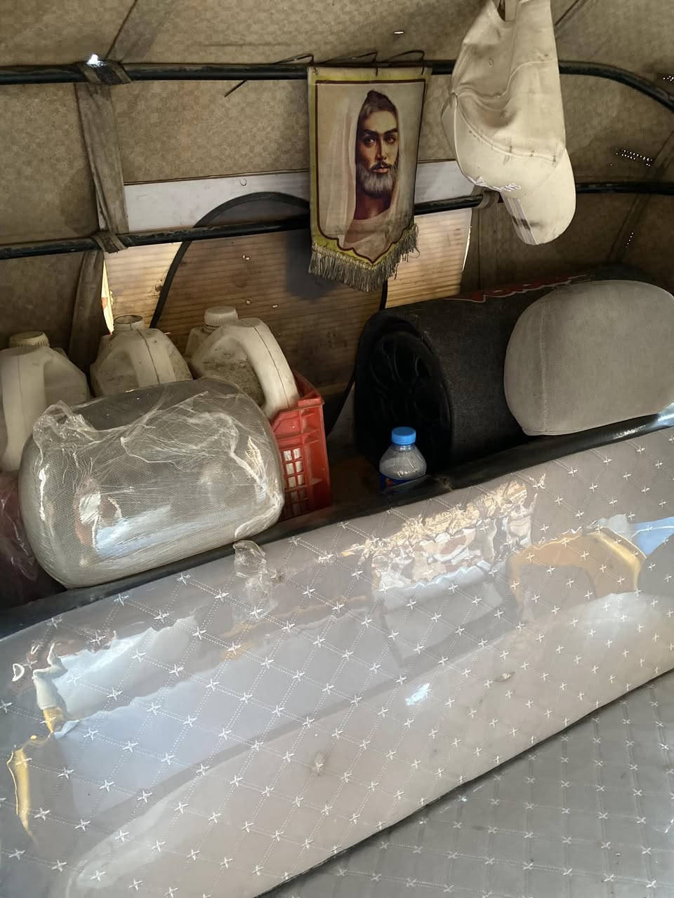 سلام عليكم تكتك 🛺 ٢١ مديل رقم اسمي واسط نكليزي مكفوله ٧ ونص بدون اغراض أسهل امرك   ‬ ***********
