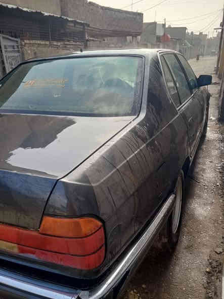 للبيع بي ام 735 محرك 3000 مفتوح بلادي
موديل 1991
السياره جاهزه من كلشي 
كير مكينه كهربائيات 
صدر امامي خلفي جديد 
تخم تاير جديد ويل كب كشنات  كهرباء
سلايت روف 
داخل جلد 
رقم بغداد الدولي 
السعر 44 وبيها مجال قليل
مكاني بغداد حي النصر
مكلف بنشر
رقم صاحب السيارة  ***********
