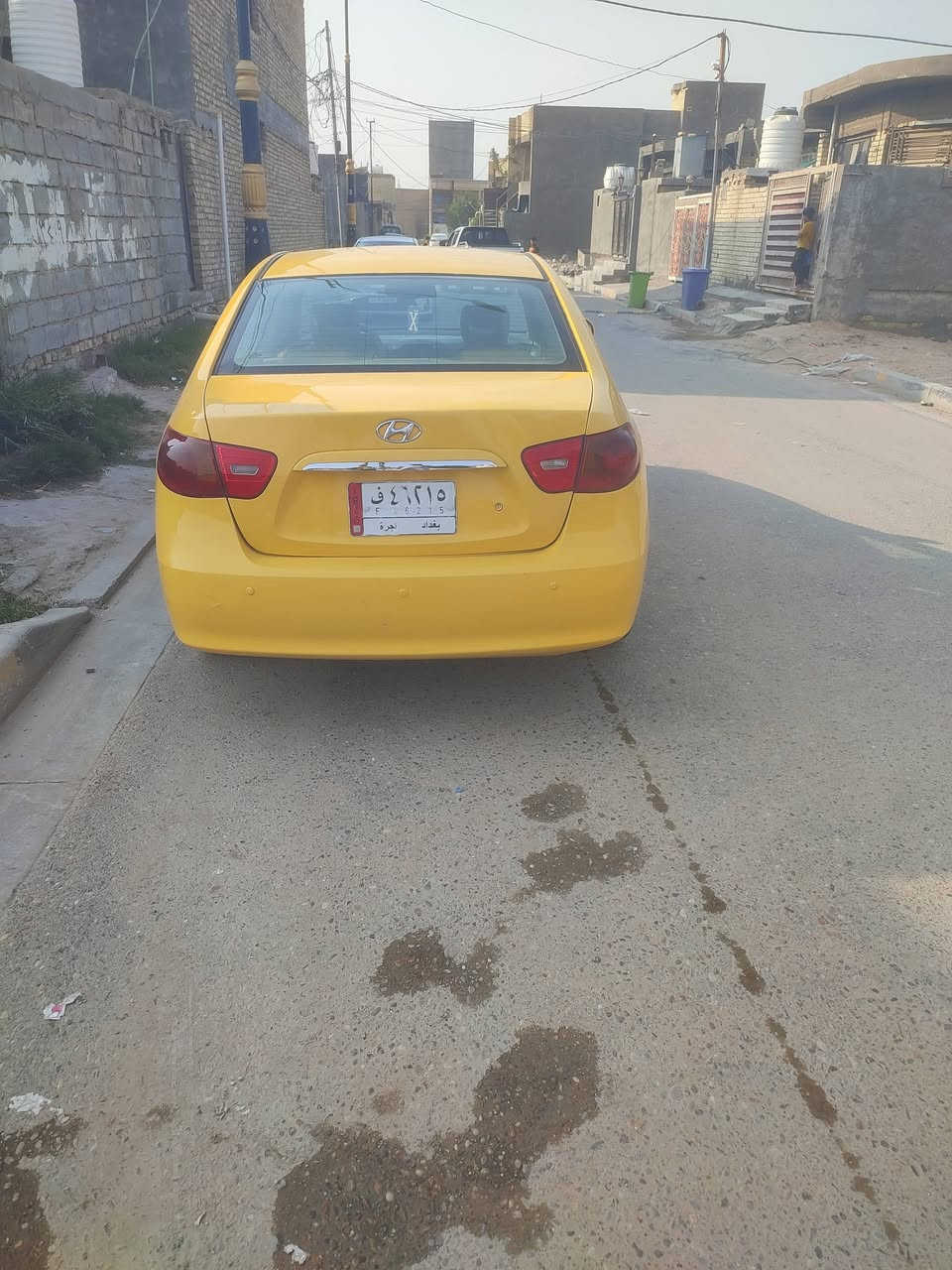 السلام عليكم
الانتر موديل 2009 وارد خليجي 
مكينه 1600 دكشن عالي
كير محرك جديد 
الضرر القبق جنطه بدون دواخل
السعر 102$
اتصل أو واتساب ***********
سياره نضيفه خير من الله مانقصه شي كبل للعمل 
العنوان بغداد ابو غريب
