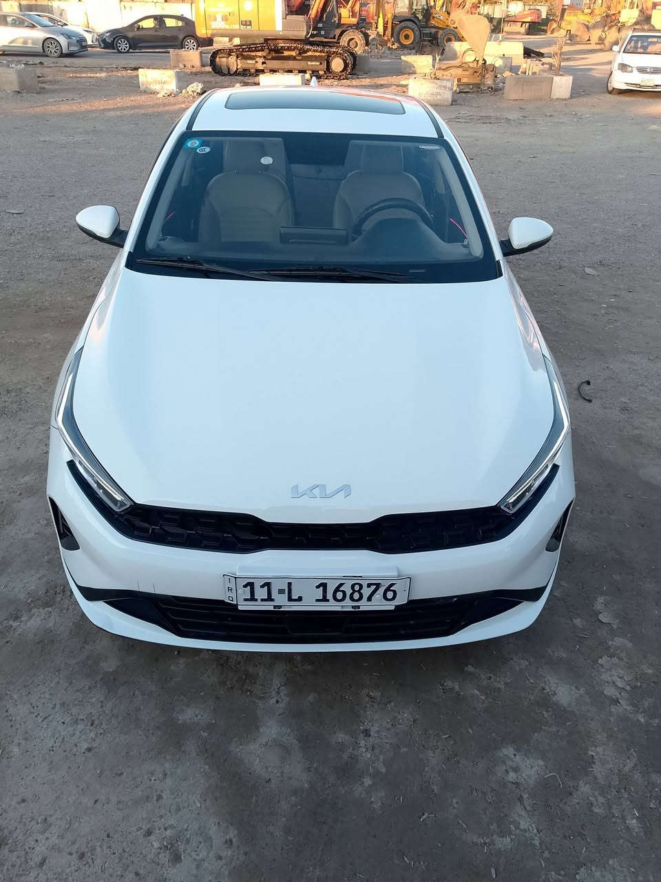 السلام عليكم K3 موديل 2023 رقم بغداد الدولي بأسمي تحويل ثاني يوم ماشية 32 ألف فول مواصفات صور السونار مرفق بالمنشور مكفولة من الصبغ و الضربه السعر 145 العنوان بغداد الدورة هورجب قرب المستوصف الصحي هاتف ***********
