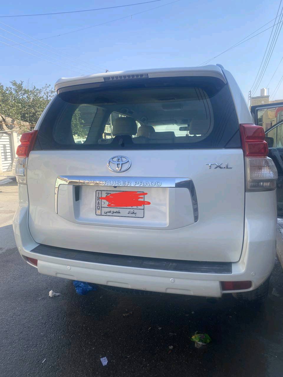 السلام عليكم 
برادو 
موديل2010 
مكينه2700 اربعه سلندر
شاشه كامره حساسات بصمه
سنويه ب اسمي 
رقمها بغداد مشروع وطني
تخم تاير جديد
 بيه تبديل باب خلفي اصلي وكاله 
سياره كلش حلوه وضيفه احلا من صور