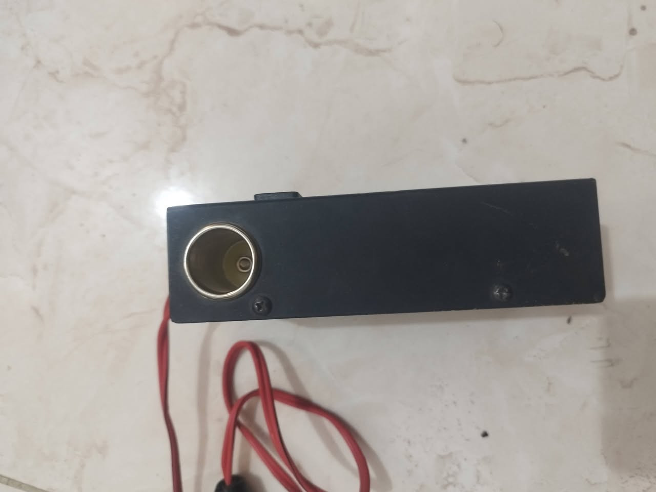 السلام عليكم
درون للبيع مع ريش احتياط 
 ومحوله سياره مال سفرات.  سعرهم 30الف الشراي يعلق او يتصل ***********
