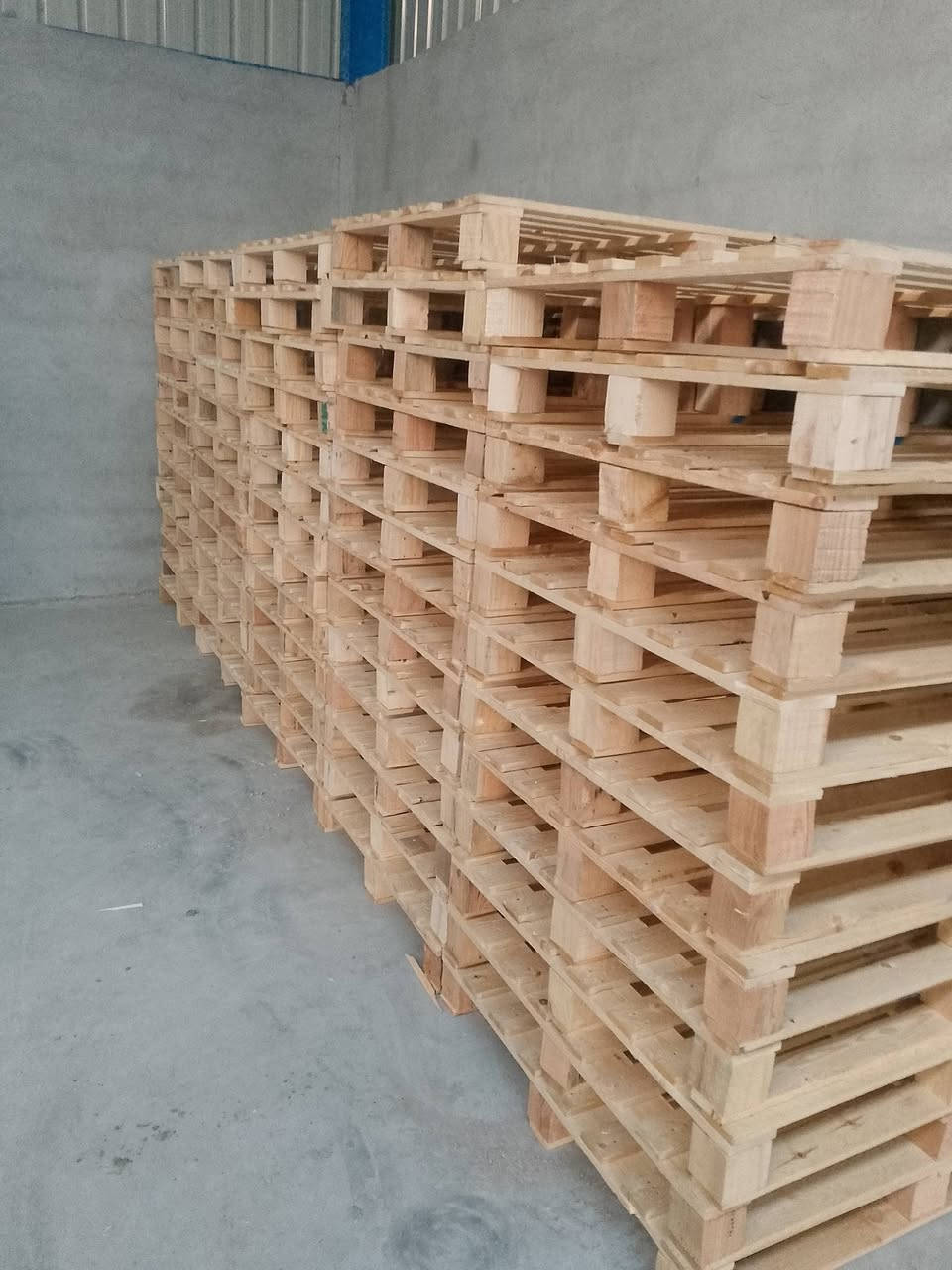 تجهيز جميع شركات يوجد توصيل داخل بغداد بل مفرد والجمله العنوان الدورة الهاتف ***********
