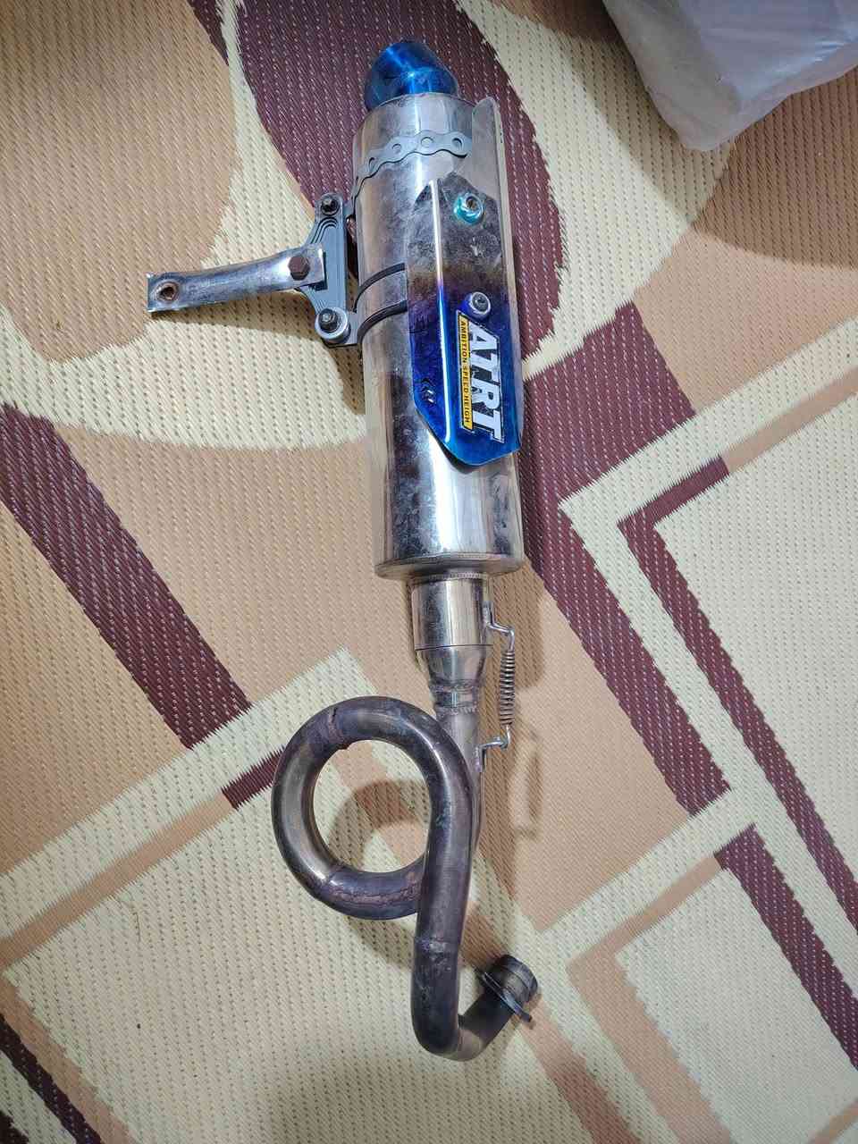 سلام عليكم صالنصه ماكس حلزونيه لبيع سعر  خاص او خابرني ***********
