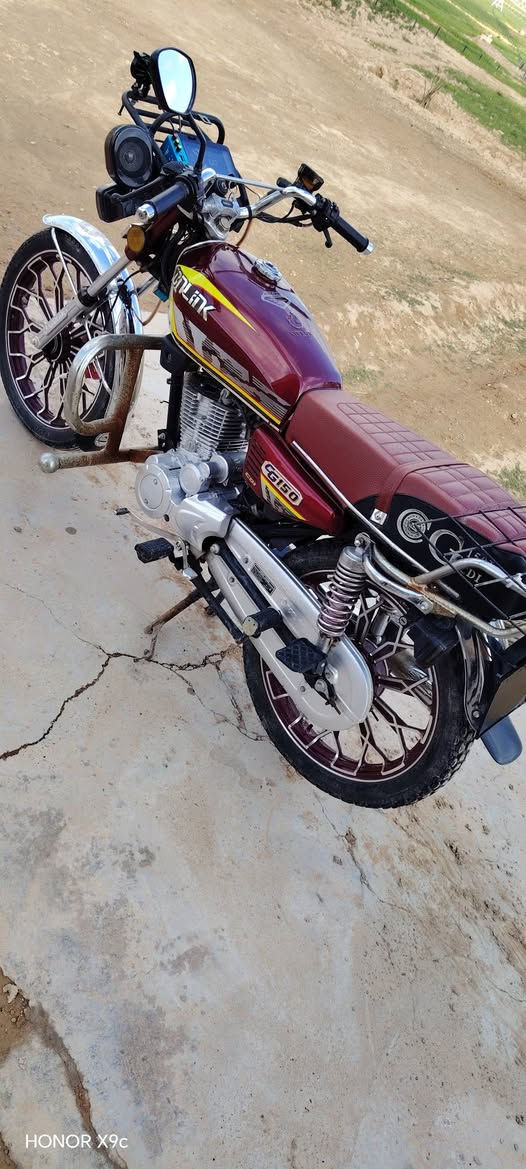 السلام عليكم 
ماطور للبيع سيفان 24
السعر 700
رقم الهاتف /***********
