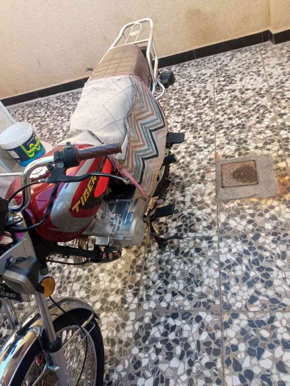 سلام عليكم تايكر موديل ٢٤ دراجه شركه مكينه مكفوله كهربائيات كله شغال دشبول طافي فقط كل نقص مابيه اوراق كامله مال وكيل
حله شارع 80 
***********
سلام عليكم تايكر موديل ٢٤ دراجه شركه مكينه مكفوله كهربائيات كله شغال دشبول طافي فقط كل نقص مابيه اوراق كامله مال وكيل
