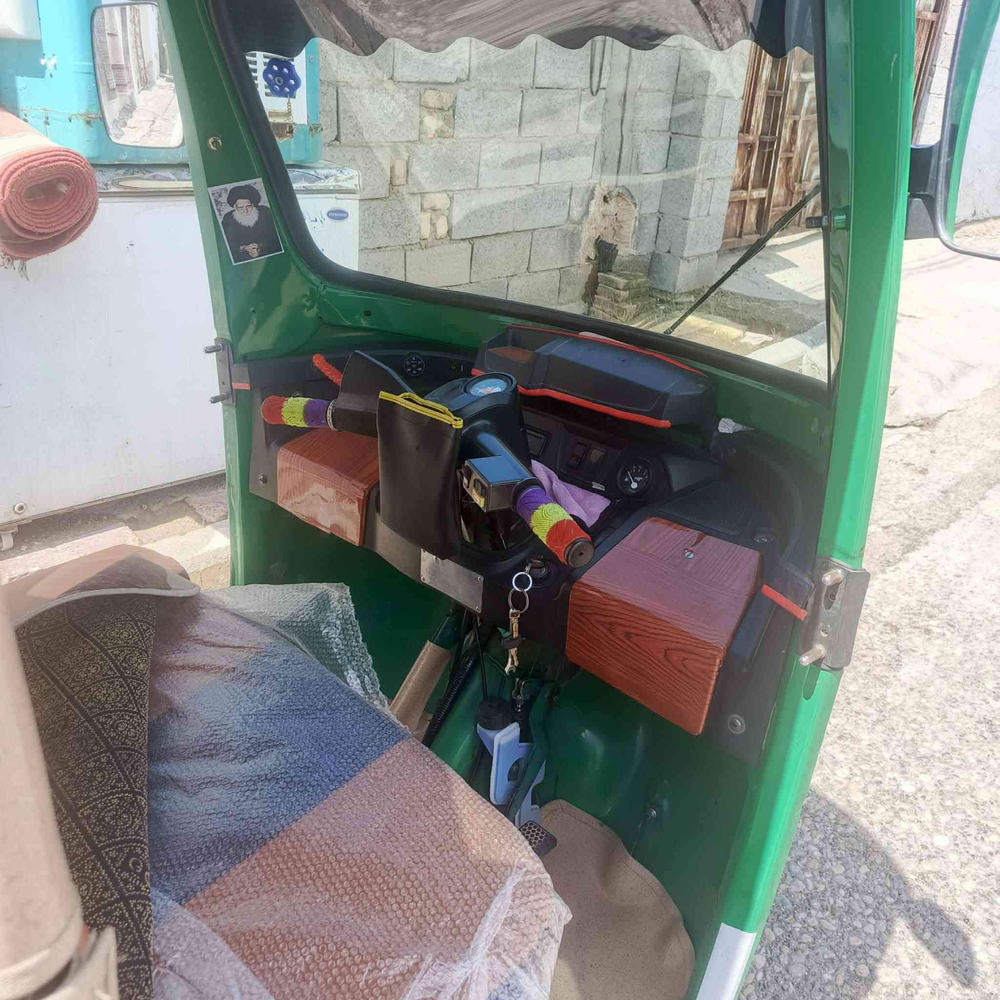 يا الله سلام عليكم تكك تي فيس الون خضر موديل 23 أوراق كفاله عامه /تخم تيارات جبلي /دوشمه تكك وضع الشركه ماطلعه مال بيت العنوان ميسان قلعه صالح /مامتواجد نت شراي يتنصل ويتددل رقم الهاتف ‏‪***********‬‏🛺👉
