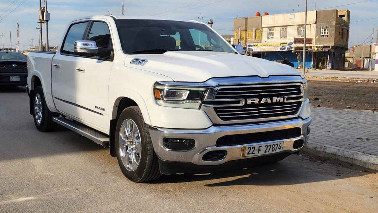 ‏2022 RAM 1500, LARAMIE مستعجل عالبيع بسعر معقول 
محرك ٨ سلندر ٥٧٠٠ 
دفع رباعي
باب طويل بدي قصير (المرغوب) 
السيارة جدا نظيفة ما ناقصها شي 
حدادية و تبريد و مكينة و گير كلة ١٠/١٠ 
صيانة دورية للسيارة دهن مكينة اصلي فلاتر كلها موبار وكالة
 البانزين محسن او سوبر 
البدي مغلف بكفر سعرة ٣٠٠$ 
تايرات السيارة جدد
مواصفات السيارة  
تدفئة و تبريد كشنات / تدفئة ستيرن / سستم سماعات Alpine / حساسات امامي خلفي / مرايا تعتيم + هيتر/ المقاعد جلد و كنتارا / شحن لاسلكي / كراسي كهرباء و بعد هواي مواصفات

السعر علق بكلمه تم وسيصلك مباشره بالرد الالي

رقم السيارة اربيل بأسمي 
مكان السيارة السماوة رقم هاتف صاحب السياره متوفر واتساب  غير متواجد على الفيسبوك 
***********
