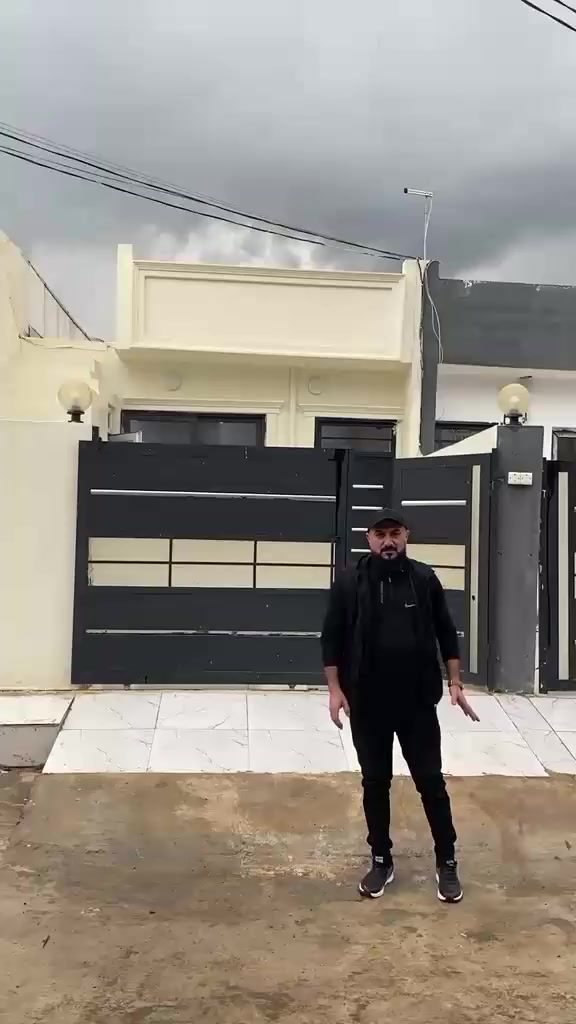 بيت سعر مناسب في دروازه/40مليون قريب سايدين//***********//***********
