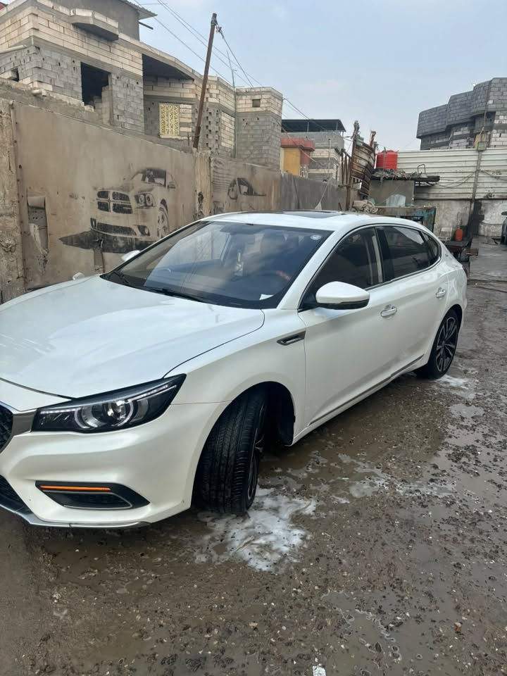 2023MG6 للبيع
السياره نضيفه جدا بيها بس طكه صغيره بالجاملغ الايمن 
موضحه بالصور مينتها مفتوحه مشتغلها شغل بلادي وغراض اصليه وكاله المكينه بعدها بالضمان رقم اربيل تحويل او وكاله
للأستفسار *********** السعر ١٠٧ بيها مجال
