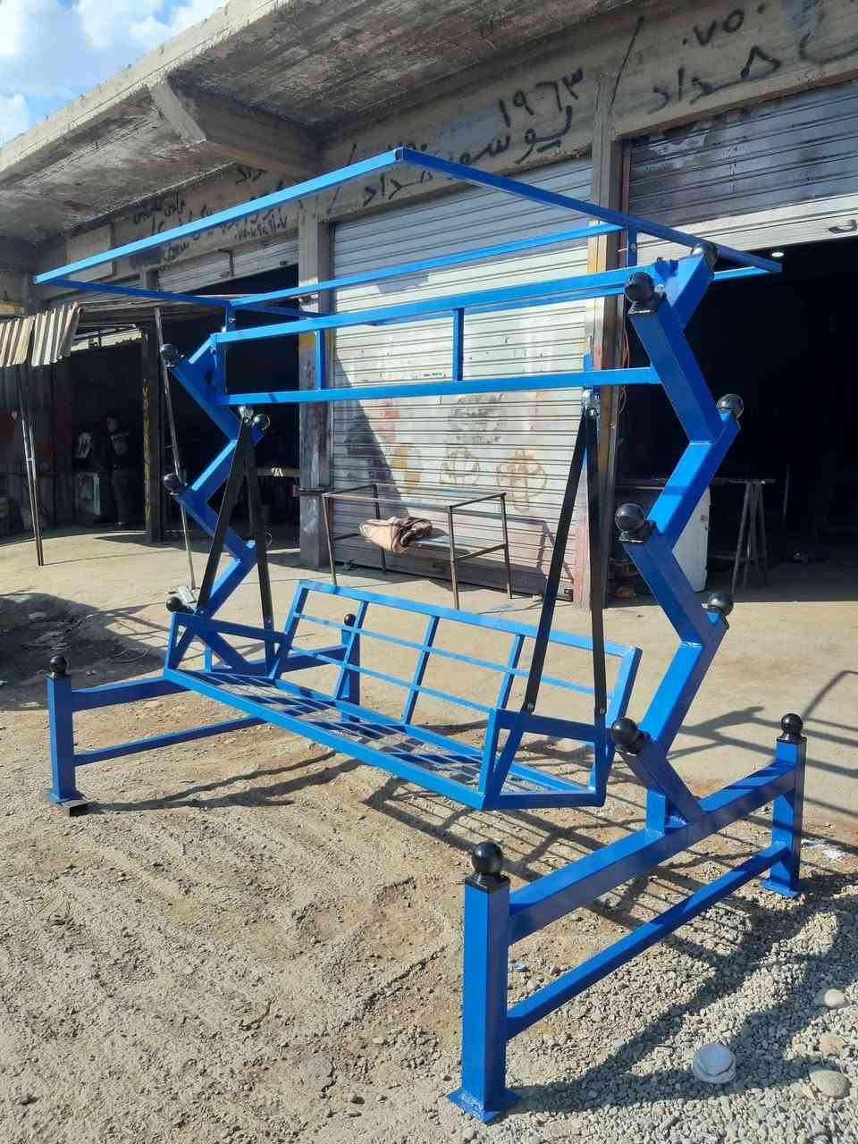 ديديكي حجم كبير جديده اربع نفرات وزن ثقيل سعر ٣٠٠  الف دينار واصله للبيت مع التركيب مكاني زاخو *********** زاخو, دهوك
