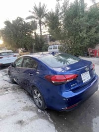 فورتي 2018 للبيع  سيارة مواصفات نص فول محرك 2000 دوش  ماشية 96 الف ماي...