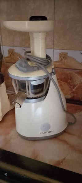 محضرات طعام باله كوري أصلي استيراد خاص عدد أثنين ومعصارة فواكه تعزل العصير عن الفظلات سعر 150ألف مع التوصيل للاستفسار ***********
