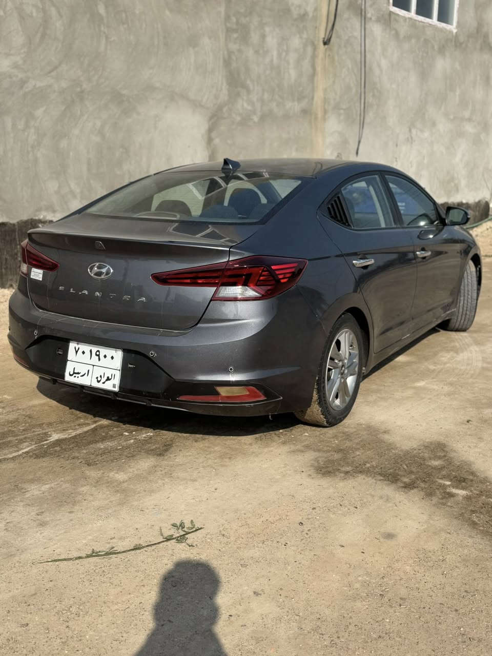 السلام عليكم للبيع النترا 2020 وارد كندي الون رصاصي فيلي حادث جاملغ بنيد لباقي بلادي  شاصي ولغد سليم سياره جديده جدا ماشية 150كيلو متر  مواصفات نص فول
محرك 2000 دوش
شاشة كبيره مع كاميرا دواره تحكم ستيرن كروز سرعة مانع انزلاق تدفئه كشنات وستيرن  وضعيات قيادة مود درايف ويل كب بلادي
رقم اربيل ماساقطه السنويه بيهة سنتين  السعر 132 وبيه مجال بسيط ***********  مكاني كربلاء طويريج
