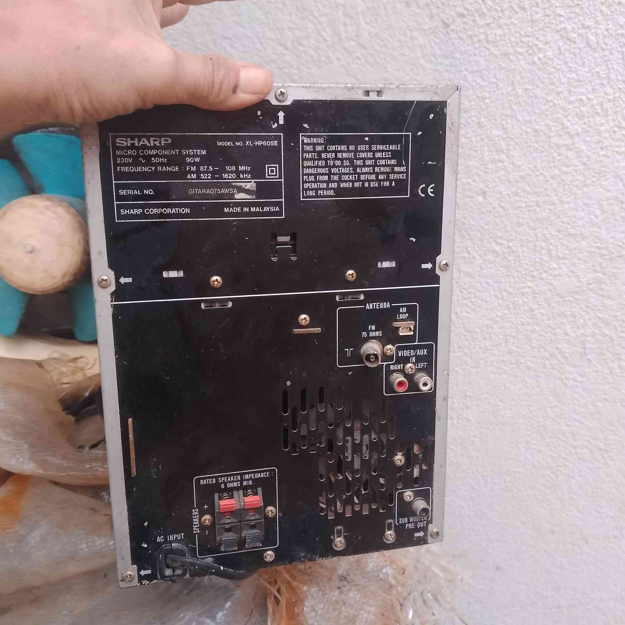 السلام عليكم عندي سماعت للبيع معرفع عنه اي شي السعر 20 وبي مجال شي بسيط وهاذا الرقمي (***********)
