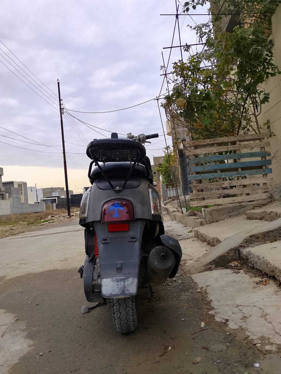 السلام وعليكم ماكس بوليس للبيع كامله مكمله كل نقص مابيه نقص فقط باتري من عده لباتري مابيه نقص تجي وتشوف الدراجه بلاد 49 كفر بلاد ختم واحد الدراجه خرسه كله شغاله سلف هندر كهربائيات كله شغاله شلعه معدل فول المكان ديالى بعقوبة السعر 550بيه مجال حك الجيه ***********
