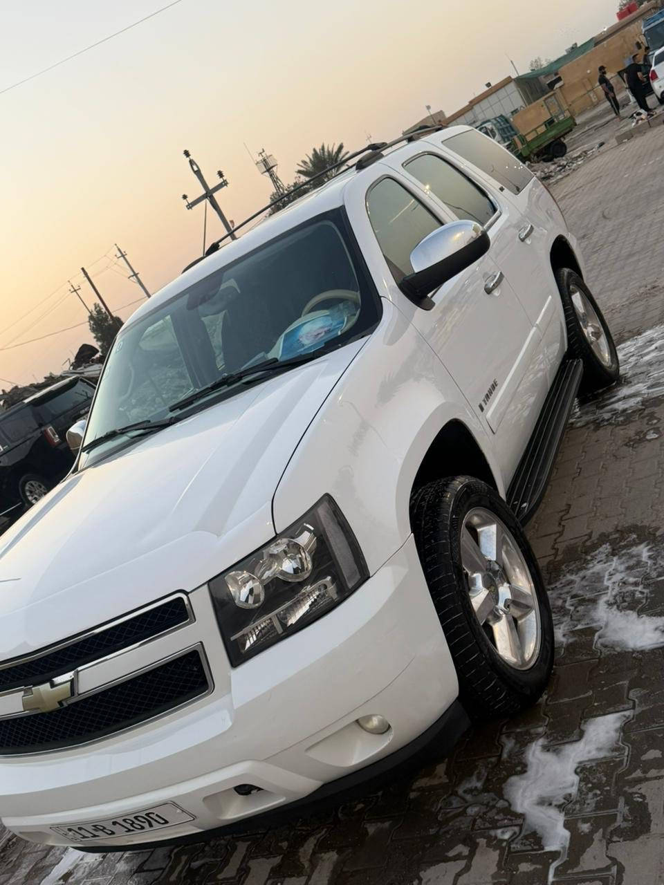 السلام عليكم للبيع سفر ليت تاهو مديل 2009 خليجي فول مواصفات داخل اسود LTZ كفاله ضربه تبديل صبغ بس حاشيت البيبان من جوه جوه التريشه صبغ كد خمس اصابع اثر زنجار وصبغ يم السبايدر بل قماره بل حاشيه قليل اثر زنجار جاهزه مكينه كير حداده تخم تاير جديد ستوه شاده حداداه قبل شهر نافضه كله مكينه 5200 8 سلندر فور ويل مواصفاته فتحه كشنات جلد حساس خلفي كامره شاشه جبيره تحكم ستيرن تثبيت سرعه كلش هواي بيه مواصفاه رقم بغداد بسمي رقم جديد سنويه جديده هزه جديده السعر 215 اوبيه مجال عنواني بصره حي الحسين هـ *********** 
***********
