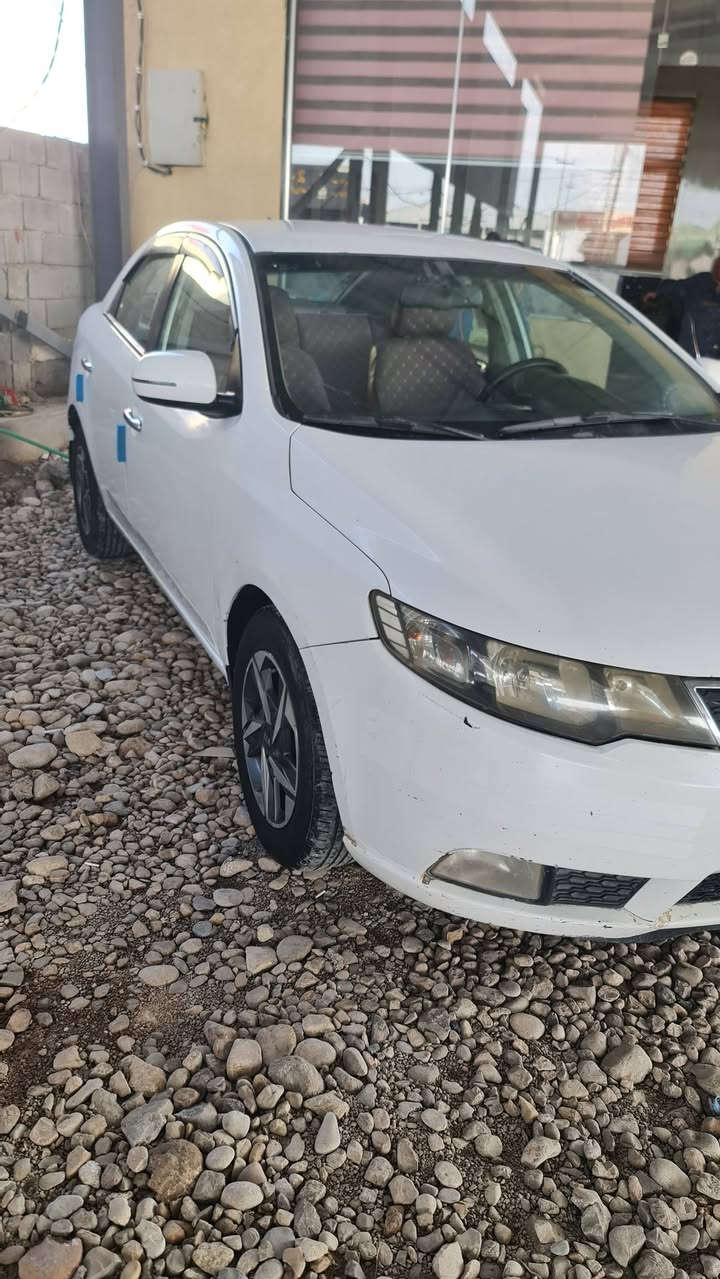 لبيع سيراتو موديل 11رقم اربيل جديد دولي محرك ١٦٠٠ مكاني واسط الزبيديه ***********
