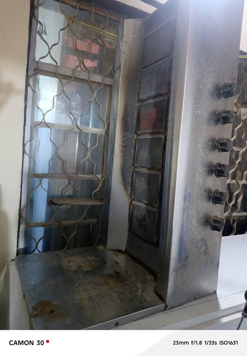 كاونتر مترتين او نص استعمال شهر نضيف مال محلات او مطعم كنتور ابو 3بيبان نضيف عوزه بس قفاله شوايه كص هم هيه او ملحقاتحه هم ستعمال شهر


**إذا كنت صاحب هذا الإعلان وتريد حذفه لأي سبب، رجاءا أرسل رسالة إلى الدعم الفني**