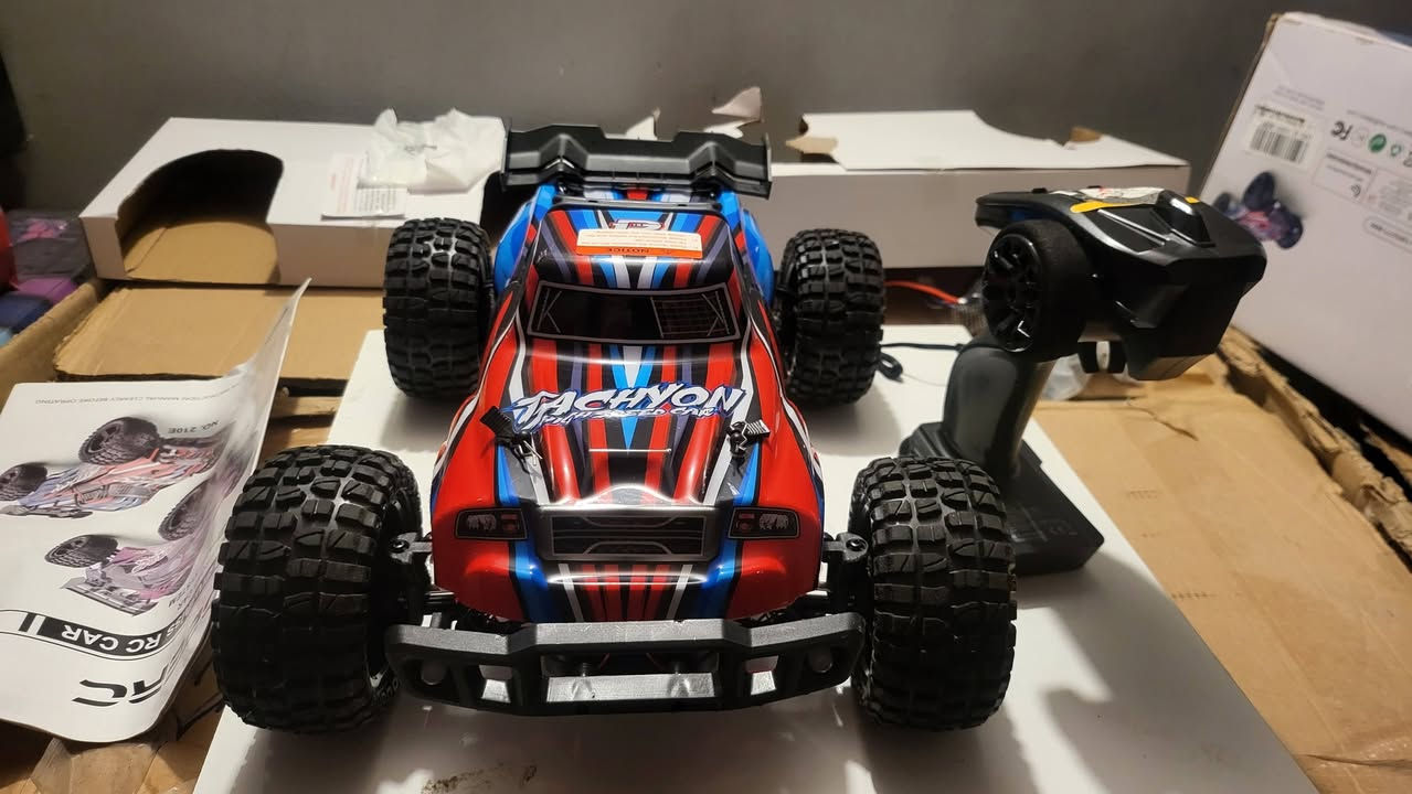 سيارة DEERC RC بمقياس 1:10، سيارة سريعة بمحرك برشلس ، دفع رباعي، سرعة تزيد عن 60 كم/ساعة، بتردد 2.4 جيجاهرتز، سيارة زحف للطرق الوعرة، وقت لعب يزيد عن 40 دقيقة،  (210E)
جديد غير مستخدم


**إذا كنت صاحب هذا الإعلان وتريد حذفه لأي سبب، رجاءا أرسل رسالة إلى الدعم الفني**