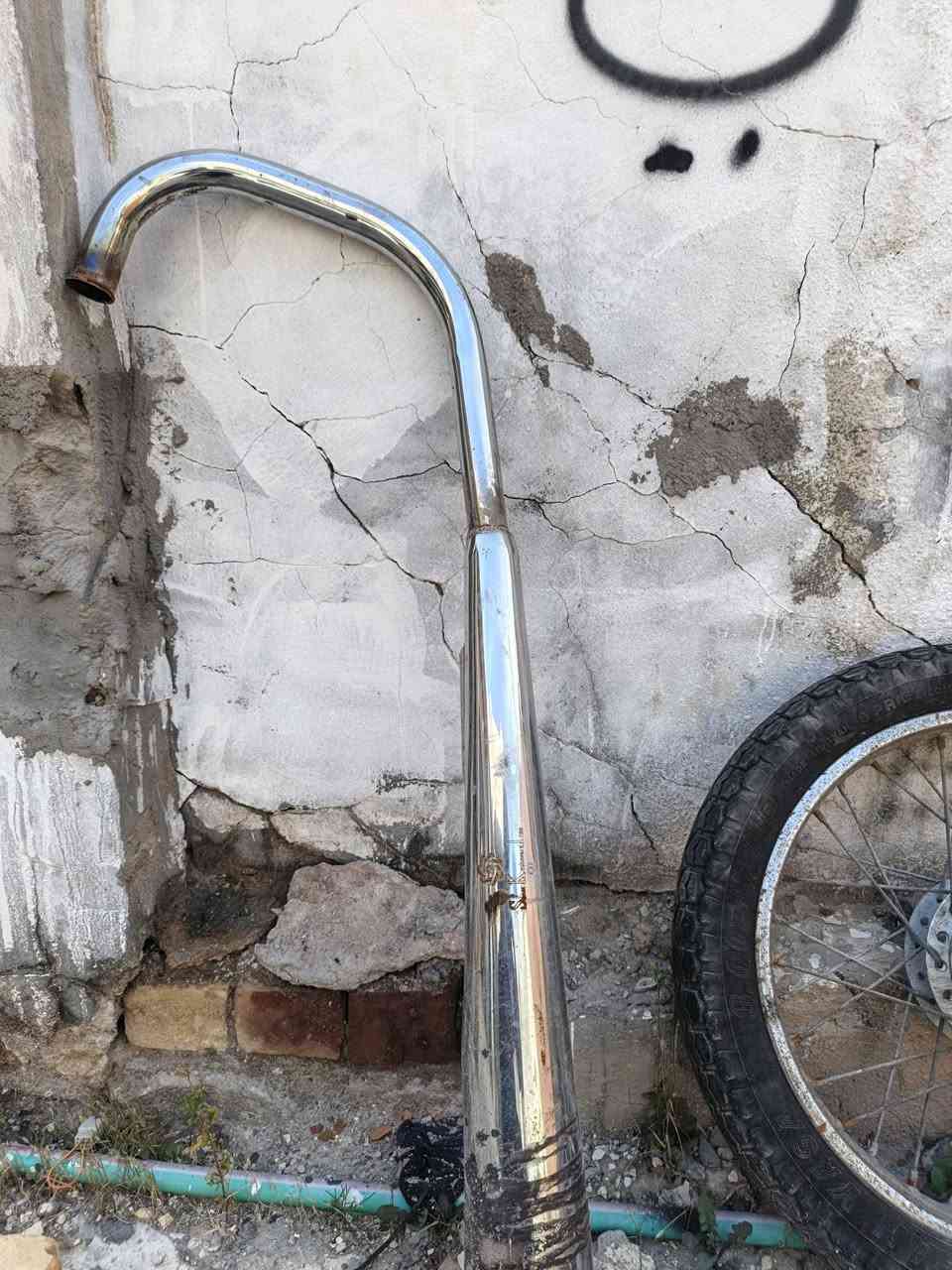 . للبيع كلهن شلع ب175 قفل قفل . 
1-كشن ناما بلاد 

2-كزوز بلاد 

3-جاملغ خلفي وبكلايت 

4-دبلات امامي 

5-ويل كدام كامل 

6-ويل خلفي كامل 

7-تانكي وصفاحيات 

8-مكينه ارشه مبدل بوشه وكور انتنس توني بدلتهن 

9- شاصي 23 كلك 

مكاني سماوه كلهن شلع ب175 قفل قفل قفل


**إذا كنت صاحب هذا الإعلان وتريد حذفه لأي سبب، رجاءا أرسل رسالة إلى الدعم الفني**