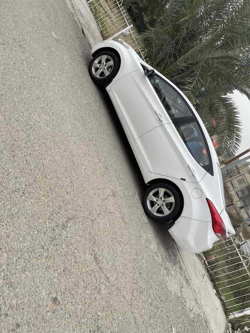 السلام عليكم النترا ٢٠١٢ رقم ديالى بأسمي بيهة اربع قطع صبغ محرك ١٨٠٠ 
مكانه بغداد بوابة الكاظمية 
السعر ١٠٠ 
***********
