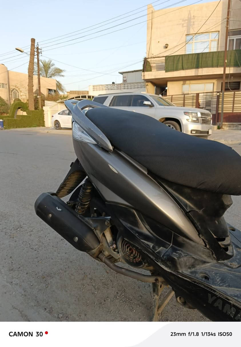 سلام عليكم ماكس ثعلب للبيع دراجه خير من الله شلعه ومعدل دراجه نضافة كفراته ٩٠ ضفيرتها بلاديه ماملعوب بيها ابد
الدراجه بيها كلج امامي رياضي اصلي
وبنز خلفي وبيها فلنجه رياضيه وتطواله فج اصليات جايه ويه لدراجه من بره
الدراجه كله ختم واحد مداريها دهن وبانزين
كلشي شغال بيها نقوصاته كلش بسيطه مكان بغداد حي جامعه رقم *********** سعر ٥٥٠وبيها مجال كلش بسيط
