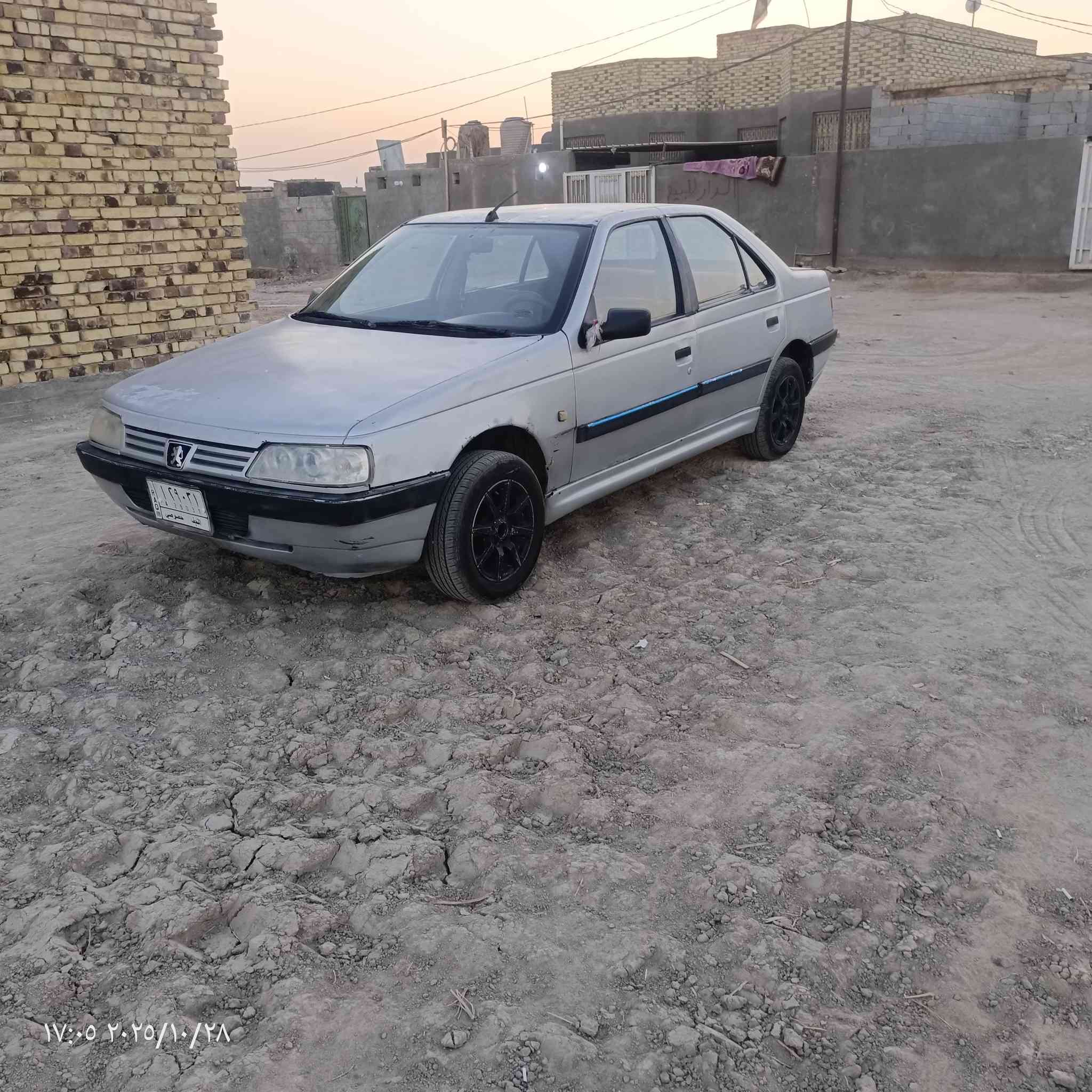 بيجو  2009 جهازه من كل شي  شرط التحويل السعر 18   ***********
