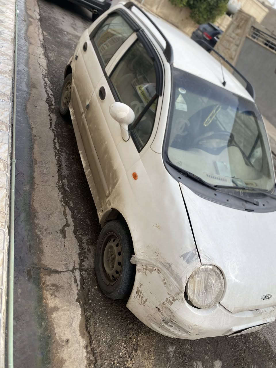 للبيع
شيري كيو كيو 2013
مكينه كير شرط
تبريد شغال وشرط
كوبون بانزين بيه
سنويه جديده شرط تحويل
تحتاج ترتيب + دعاميات +لايتات 
السعر 29 وقابل للتفاوض
***********
