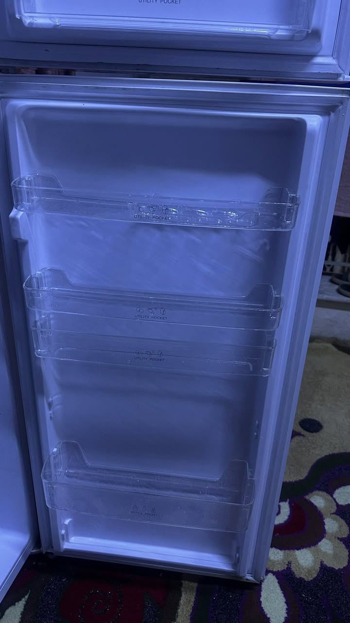 ثلاجة حجم وسط للبيع نظيفة كلش السعر 200


**إذا كنت صاحب هذا الإعلان وتريد حذفه لأي سبب، رجاءا أرسل رسالة إلى الدعم الفني**