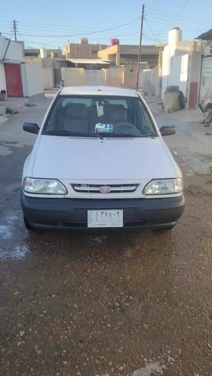 سلام عليكم سايبه موديل 2015 رقم دي قار بيه وكاله عامه ابو الوكاله جاري ول شرعي بل ناصريه سياره تحويل جاهزه من كلشي محرك جديد تخم تاير حدادي هسه شاده سياره متعوب عليه ماعوزه كلشي السعر 35 ورقه وبيه مجال ميسان قلعة صالح رقم الموبايل ***********
