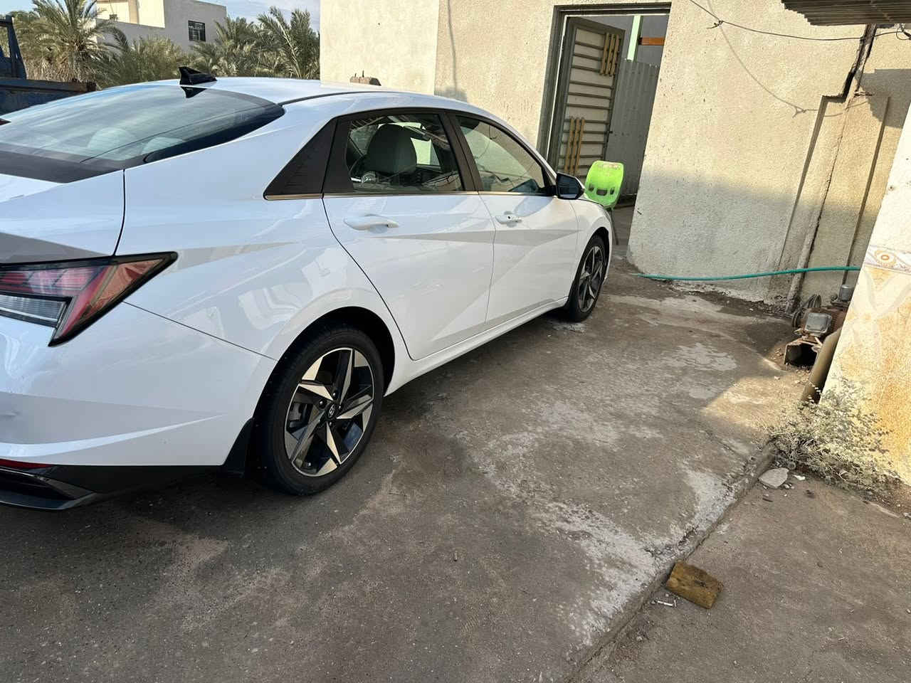 سلام عليكم النترا 2021 خليجي مكينة 2000 دوش فول مواصفات كفالة بية فقط بارد مكانين ماشية 78 الف سنوية مامنتهيه بأسم شركة سعرها 165 وبية مجال عنواني البصرة ابي الخصيب رقم الهاتف ***********
