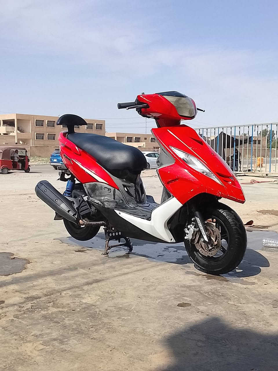 سلام عليكم كراج جي تي ار دراجه حلوه كل شي شغال بيها الوان فلكه حي النصر سعر 950 فيها مجال شيء قليل
***********
سلام عليكم كراج جي تي ار دراجه حلوه كل شي شغال بيها الوان فلكه حي النصر سعر 950 فيها مجال شيء قليل
