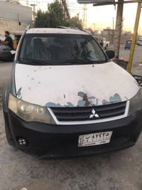مسيوبيشي لاتندر موديل 2008 كير محرك تبريد حلوات بيها ضربه بجنطه وبيها ...