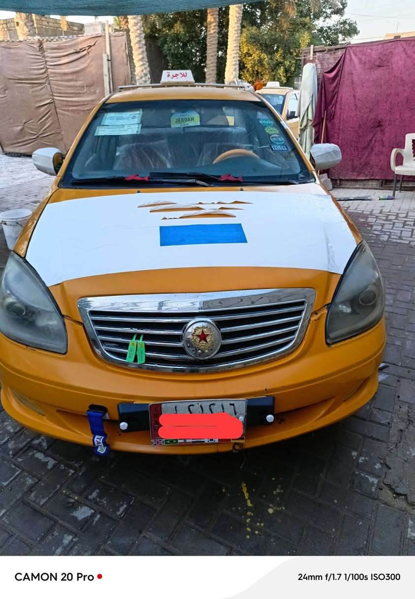 سلام عليكم اخوان جيلي موبل مديل 13 سياره تخم تاير شاشه حداديه كير يخبل مكينه بيه قليل بخار بس من هيه بارده طلع وتكطع سياره كماليات دوشمه تخبل سنويه ل29 يله تصقط رقم بصره مالكه جيراني  بدوانيه مصفره هيئه وغرامه سعره مناسب 25 نتصل مكاني ديوانيه حي العسكري  ***********
