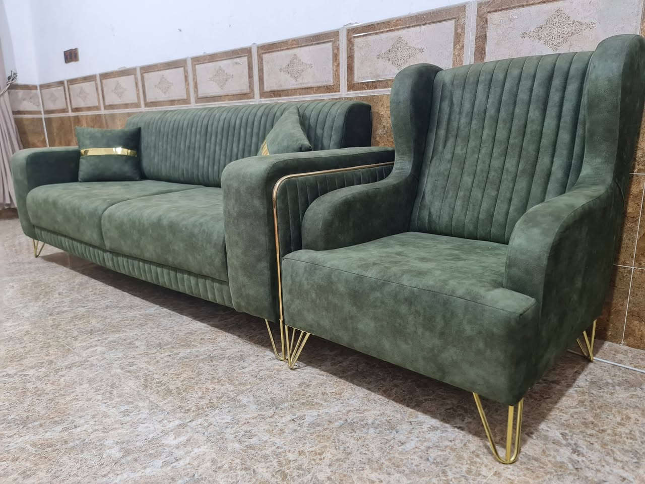 تخم تركي ثقيل جدا غير مستخدم اخذته مليون و 300 ابيعه 600 البيع بسبب السفر


**إذا كنت صاحب هذا الإعلان وتريد حذفه لأي سبب، رجاءا أرسل رسالة إلى الدعم الفني**