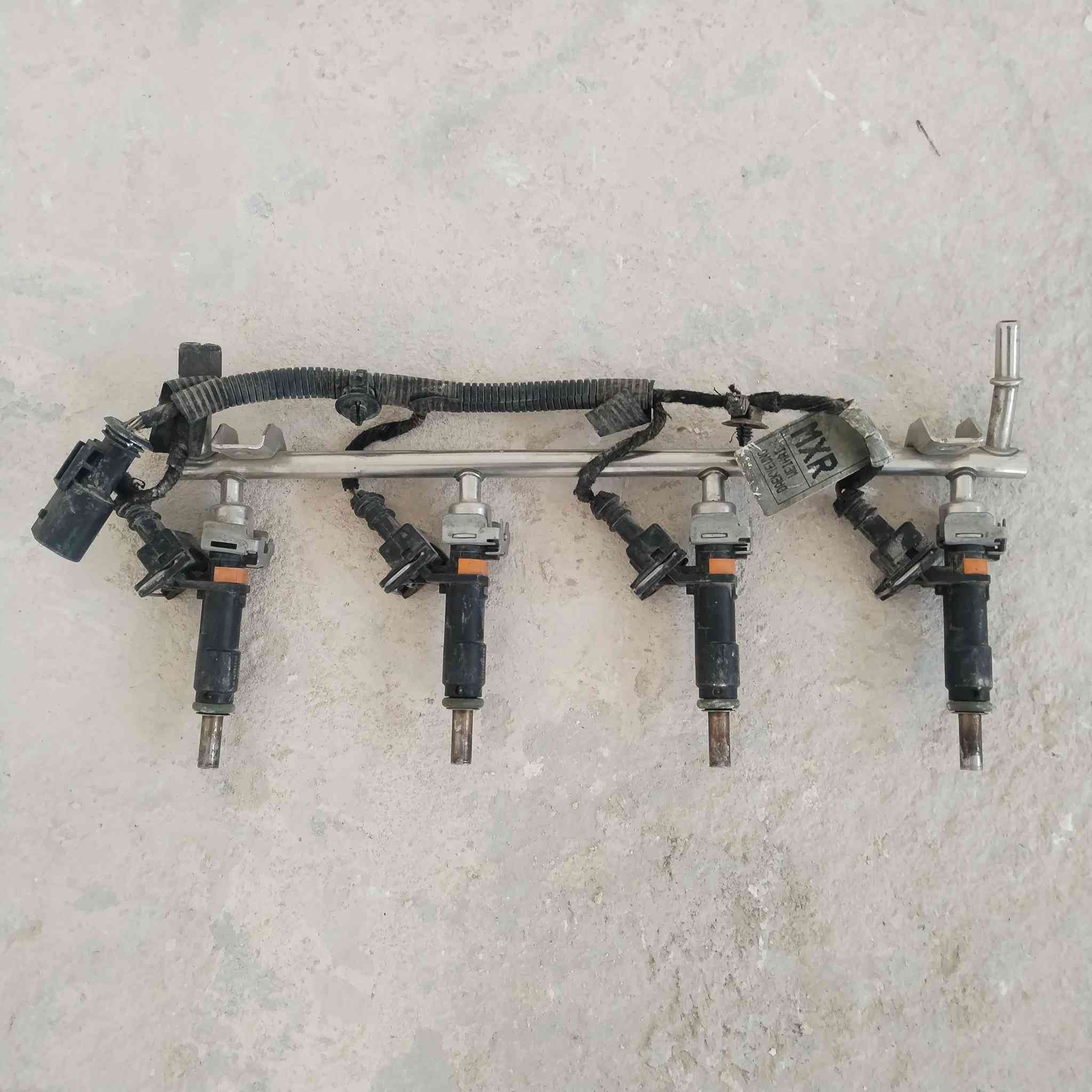 دكمه جامة كروز خلفيه جديدة
بخاخات كروز خليجي
جك + ماطور دكشن
للبيع.. وموجود توصيل
***********
