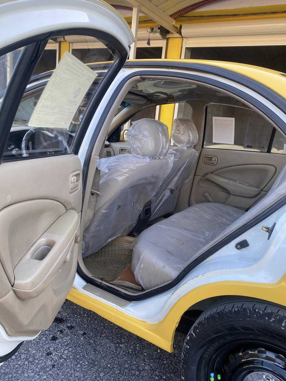 السلام عليكم
نيسان سني بجم كوري 
موديل 2009 
كير مكينه بشرط لا تبخير ولا تنقيص  
صدر امامي خلفي جديد 
كاعيه جديده دوشمه جديد 
السياره احلى من الصور 
رقم جديد سنويه 2028 
ضرر بس بنيد مبدل 
هيئه وغرامات مصفره 
باتري جديد كهربائيات كلهه شغاله 
تبريد  الكبريسر عاطل تتدفه شغال 
العنوان ديالى خانقين 
سعر ٨٦ وبي مجال 
***********
