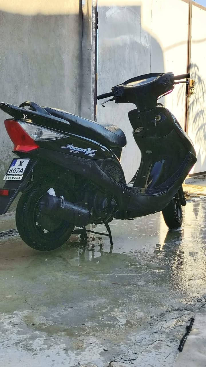 كامكو للبيع..
موديل ٢٠١٣
دراجه نضفيه صار شهر من طالعه من الرمبه كفاله عامه مابيها اي نقص شلعه معدل تشك الكاع كلجات  جديده مرتبه  سعر ٧٠٠ وبيها مجال هاتف ***********
مكان الرفاعي
