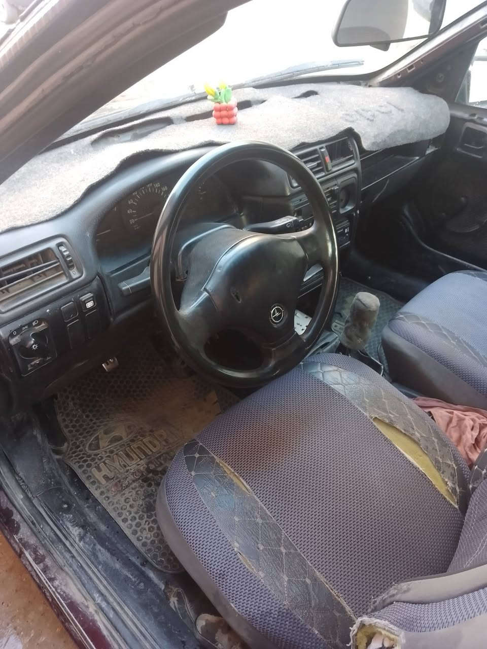 اوبل فكتر حجم 16سنويه 29 موديل 1990 وابسمي وشرط التحويل السعر 33وبيهامجال***********
