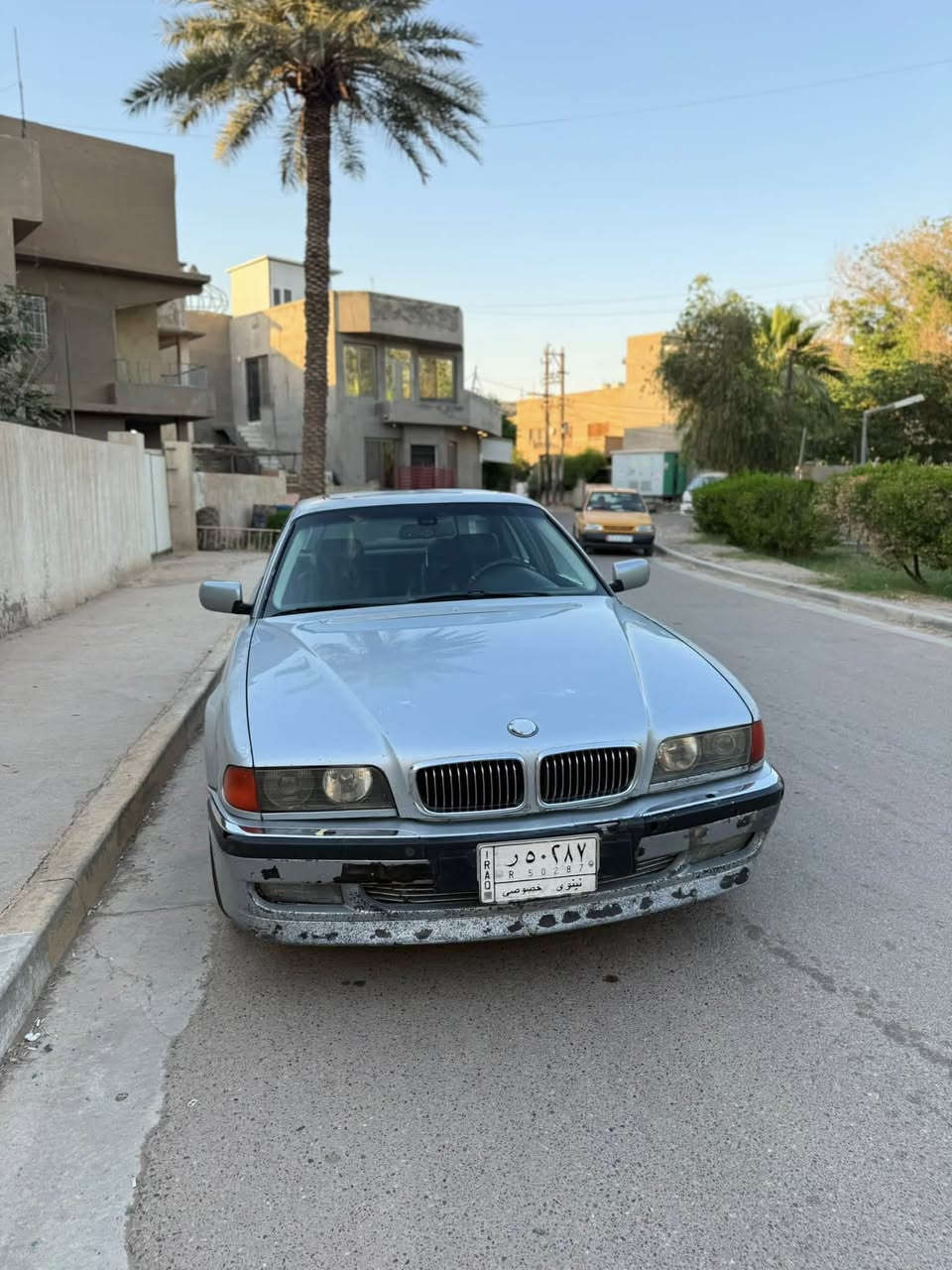 للبيع BMW e38 موديل 1995
مكينة وكير خير من الله جديدات 
منظومة تبريد جديدة 
تخم تايرات  جديد 
راديتر ماء+ ماء زيتي اصلي
السعر 60 وبيهة مجال 
للأستفسار/ ***********
