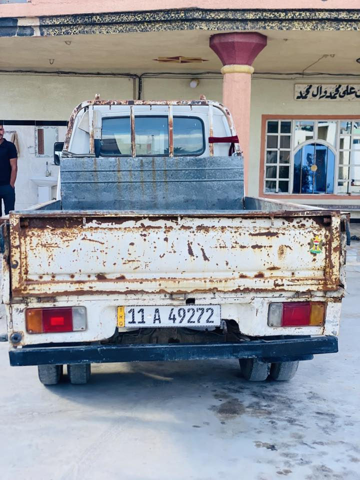 السلام عليكم للبيع كيا حمل 1994 رقم بغداد مشروع وطني سنويه جديده بسمي  سياره كير ومكينه جدد شاصي جديد رقم شاصي جديد سياره بلاديه صدر جديد كهربائيات كله شغاله تخم تاير جديد دوشمه جديده السعر ٤٢ 
مكان ديالى الخالص 
***********
***********
