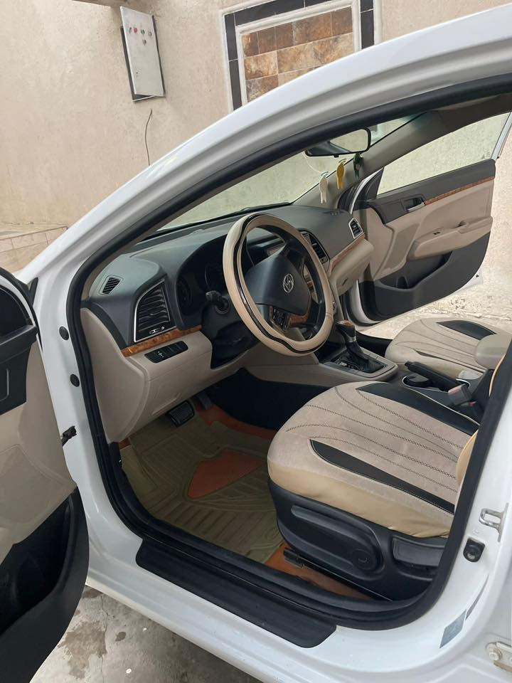 السلام عليكم النترا للبيع بسمي
النترا خليجي 2017

سنويه تنتهي ب٢٠٣٠

محرك٢٠٠٠دوش

فول موصفات ماعدا لبصمه

مكاني البصره

لبارد موضح بلصوره ومبدل جاملغ  الأمامي بدون دواخل سبب تبديل اثر شخط ستوته ومبدل كازكيت شرط لوكاله 

سعر 134الاستفسار ***********
