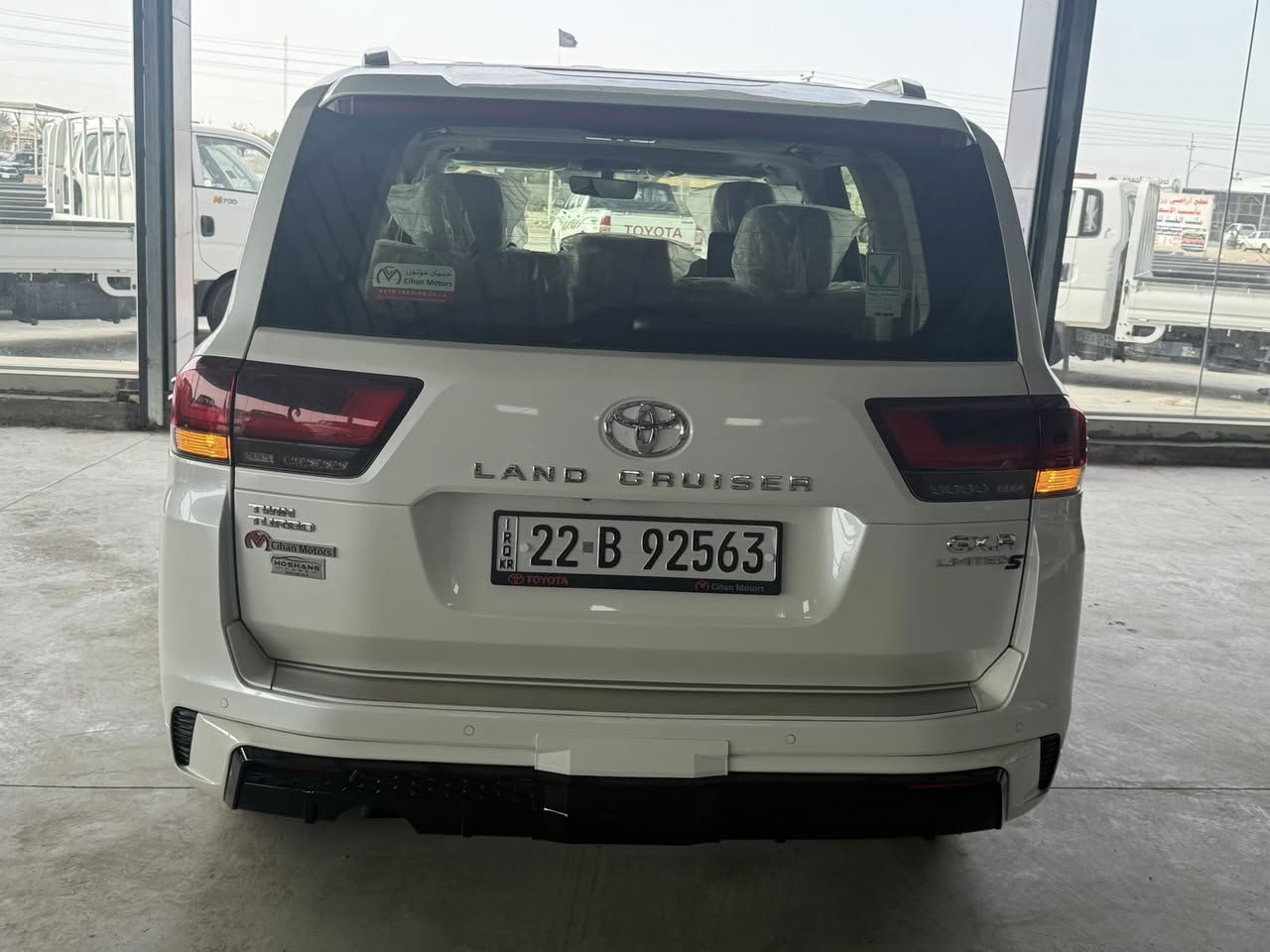 لاندكروز 2023 ساز لمتد سياره جديده كفاله عامه تون تيربو ماشيه 51 للبيع لو مراوس
سعر 665 $

***********
