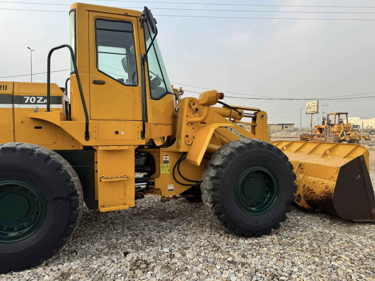 معرض القريشي 
العنوان واسط النعمانيه 
شفل حجم 70 
دخول جديد 
محرك ازوزه 
قماره دور
ليبر هايدروليك 
تايرات الشركه 
الشفل على وضع الشركه 
الشراي يتصل ***********غير متواجد على الفيس
