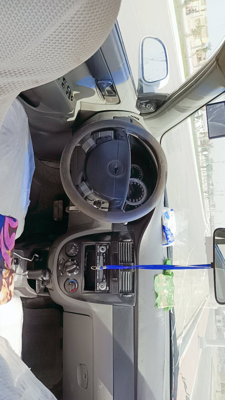 اوبترة 2011 نضيفه احله من الصور فقط بيهة باب السايق مصبوغ وطخه بل دوسه بسمي مكينه جديدة مشط جديظ كهربائيات جاهزة رقم بصرة السعر 65 ورقه وبيهة مجال بيع مستعجل        ***********
