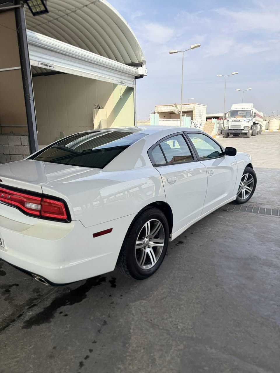 موديل 2012 كندي محرك 3600
‎بجم كبس
كلين بدون ضربه
‎رقم انكليزي سنوية جديده 2030 
‎باسمي تحويل ثاني يوم 
‎هزة جديده
‎بدون ايرباك
‎محرك كير حدادية مكفول  
‎سيارة جديده مال بيت ما متعوبه 
‎ما مشتغله خط ابدا 
‎ماشية 190الف 
‎تخم تاير جديد
‎دسكات جديدة
‎تبريد ثلج 
‎منضومه زنون 300$ 
‎عبوات بانزين جديده 
‎بلكات جديدة 
‎ادامة مستمره للمحرك وغرفه الاحتراق
‎بدون حادث بس صبغ باب وره السايق و جاملغ خلفي وشويه من الصندوق علمود الجناح  
‎السيارة مال جناي ما ناقصها شي 
‎السعر 155 وبيه مجال قليل
‎للاستفسار 
***********
