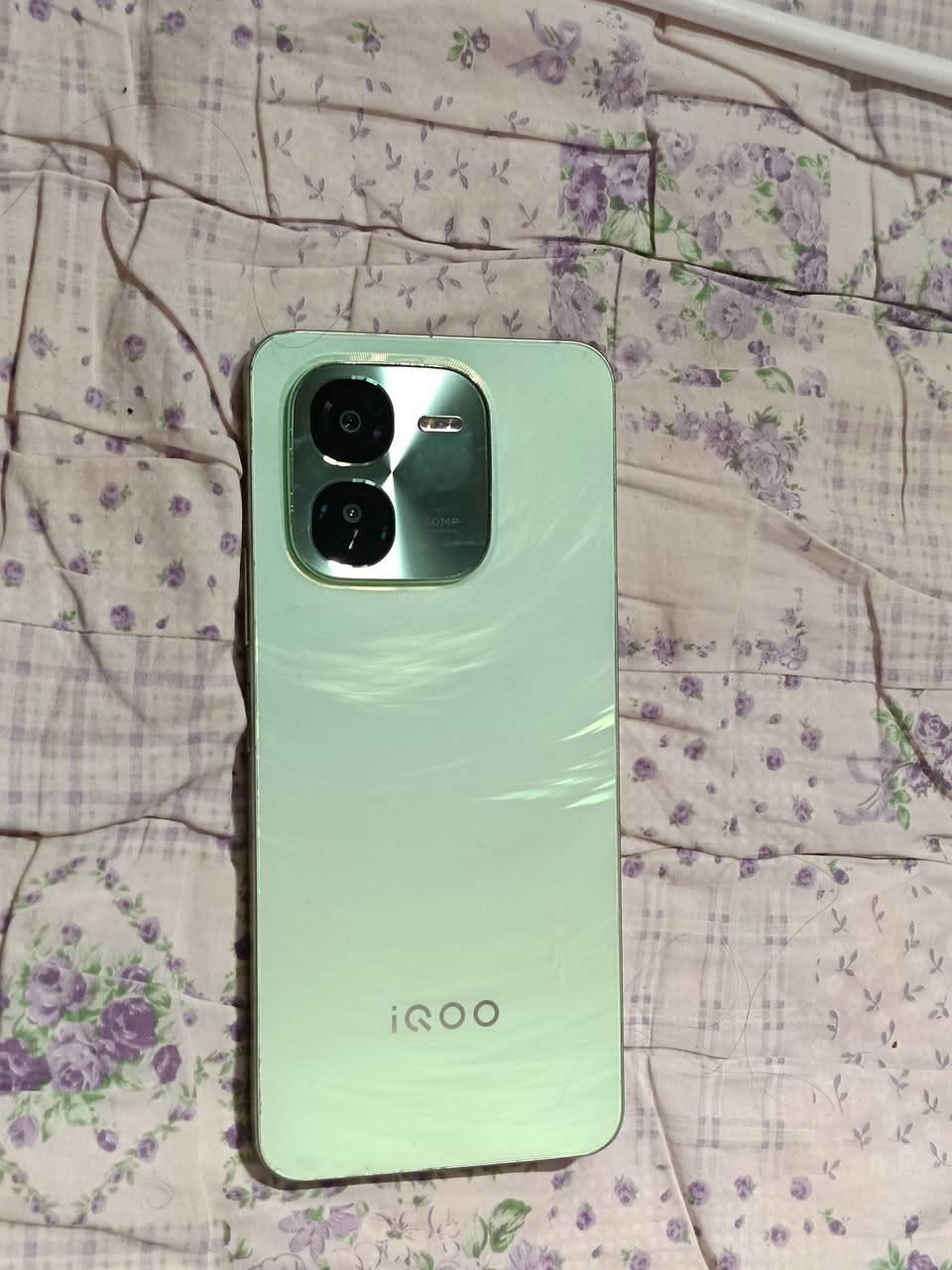 فيفو iq z9x ذاكره 256 رام 12 بطاريه 6000
شاشه سوبر مولد مامفتوح ولامصلح فقط مقفول حساب كوكل سعرة 85 مكاني حله 
***********
